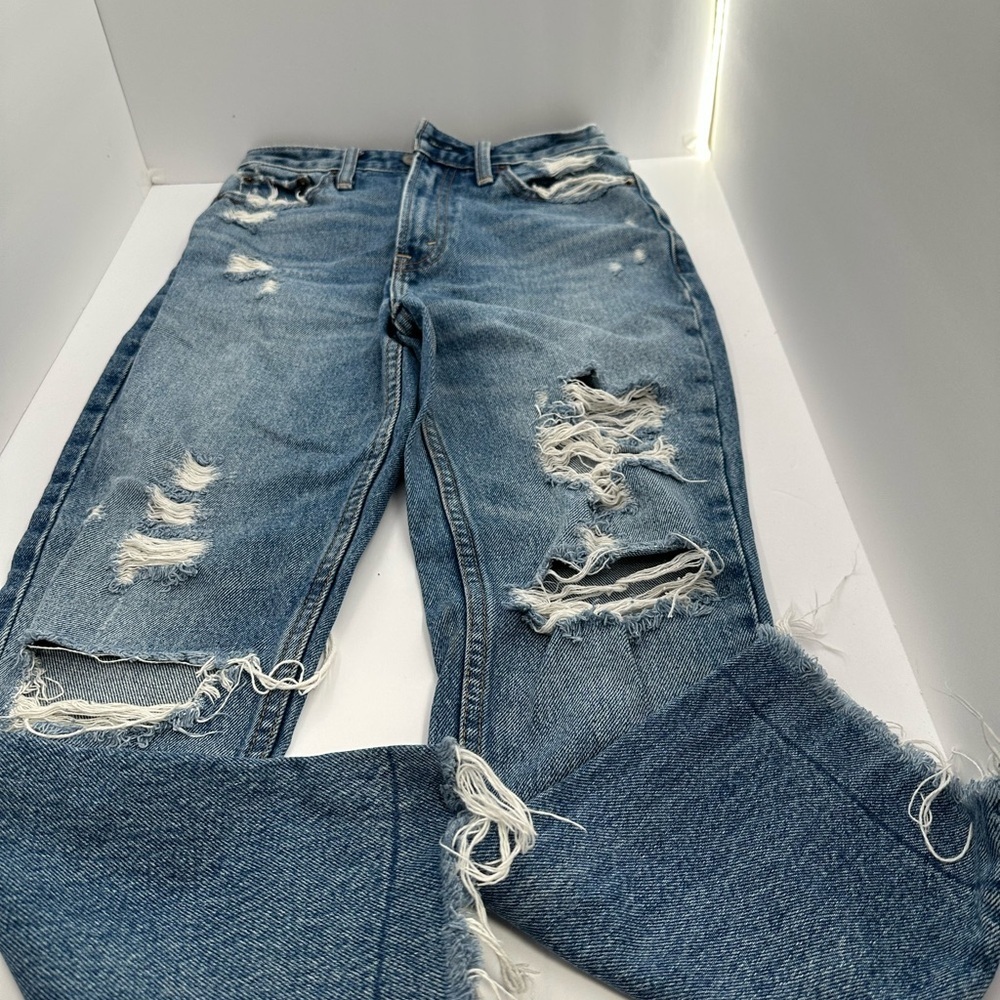 Abercrombie & Fitch Light Blue Distressed Straight Leg Jeans - Picture 2 of 6
